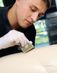 Naha parandus ja värvi taastamine