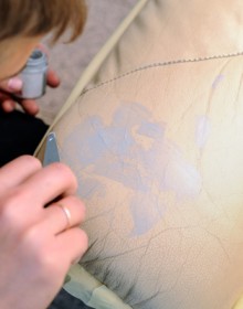 Naha parandus ja värvi taastamine